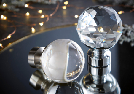 METAL & WOODEN POLES