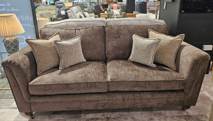 Grand Sofa