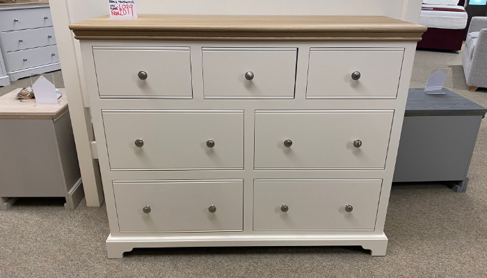 4+3 Chest Painted