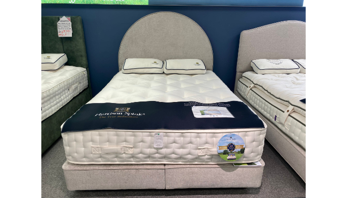 150cm Divan Set - Medium - With Headboard