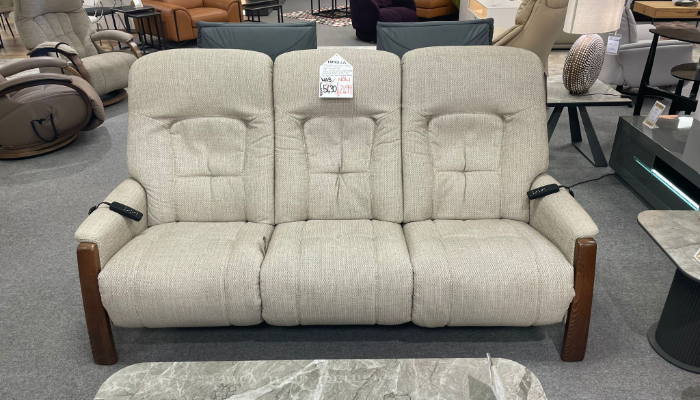 3 Seat Power Recliner (middle Seat Manual) Inc. Battery Cover & Charging Station