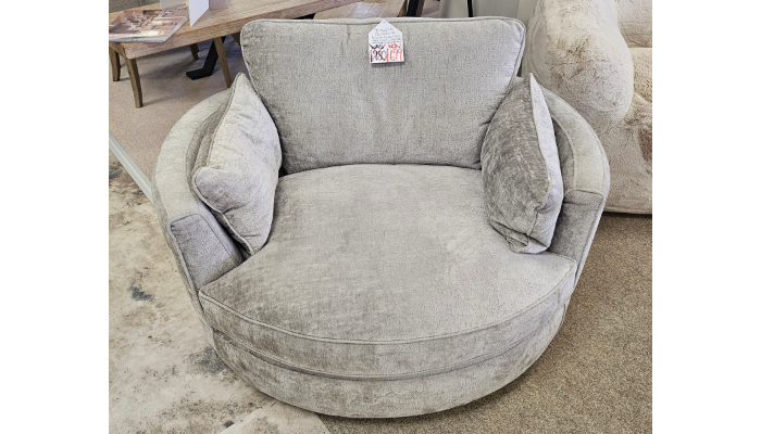 Belvedere Swivel Chair
