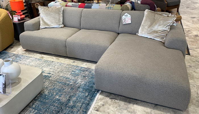 2.5 Seater Sofa With Rhf Chaise Longue