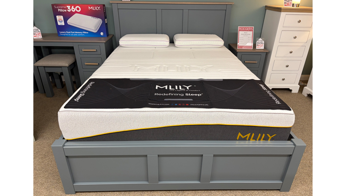 Kingsize Bed With Low Foot End