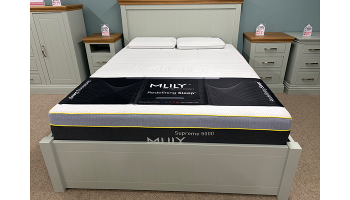 Kingsize Low End Bed
