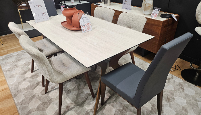 Table & 4 Dining Chairs