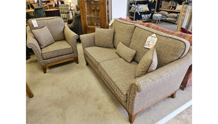 Medium Sofa & Armchair Fab - Herringbone Moss Trim Lthr Vento Rust